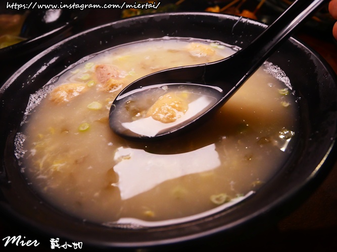 台北|| 文山區 雞老闆 桶仔雞 景美店  油亮皮脆肉嫩多汁