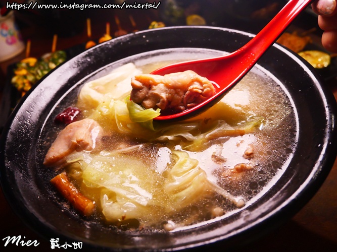 台北|| 文山區 雞老闆 桶仔雞 景美店  油亮皮脆肉嫩多汁