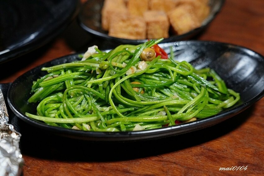 雞老闆桶仔雞景美店開幕啦!!壽星用餐送桶仔雞、學生吃雞也只要