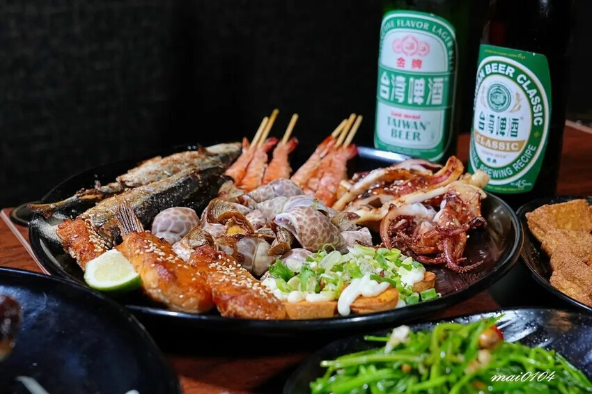 雞老闆桶仔雞景美店開幕啦!!壽星用餐送桶仔雞、學生吃雞也只要