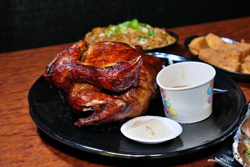 雞老闆桶仔雞景美店開幕啦!!壽星用餐送桶仔雞、學生吃雞也只要