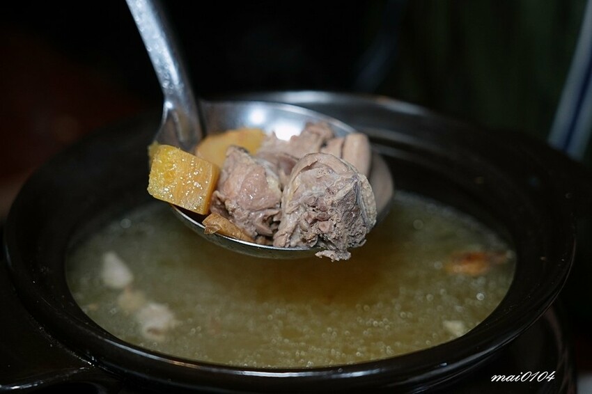 雞老闆桶仔雞景美店開幕啦!!壽星用餐送桶仔雞、學生吃雞也只要