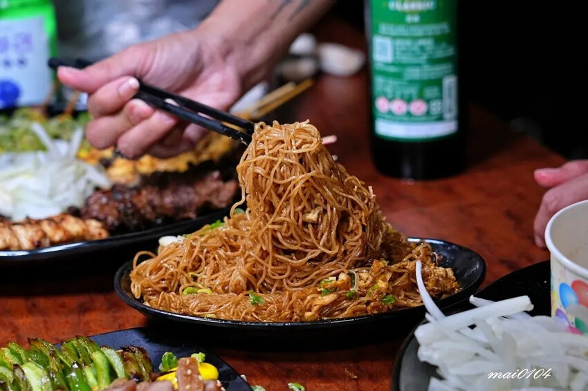 雞老闆桶仔雞景美店開幕啦!!壽星用餐送桶仔雞、學生吃雞也只要