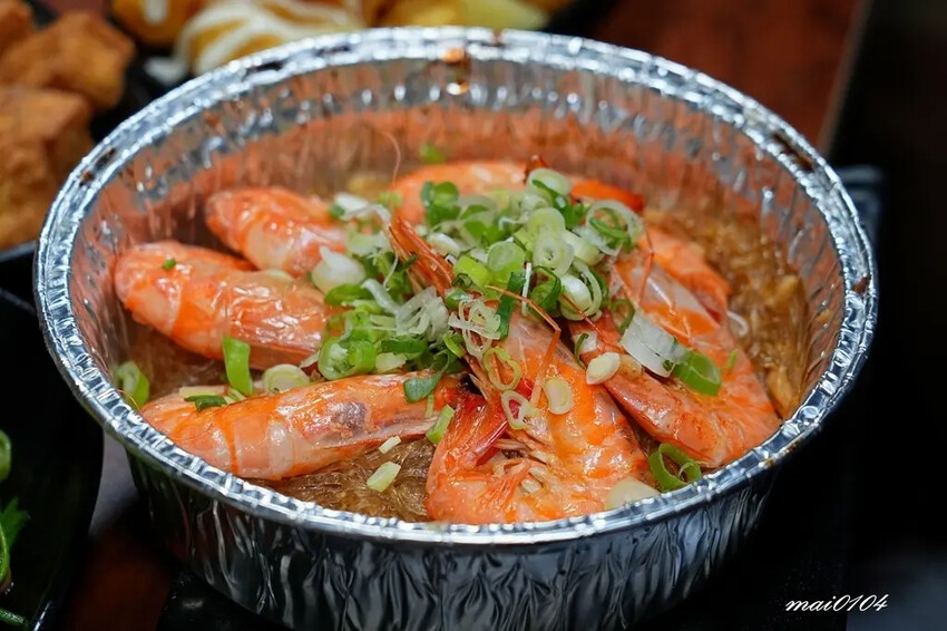 雞老闆桶仔雞景美店開幕啦!!壽星用餐送桶仔雞、學生吃雞也只要