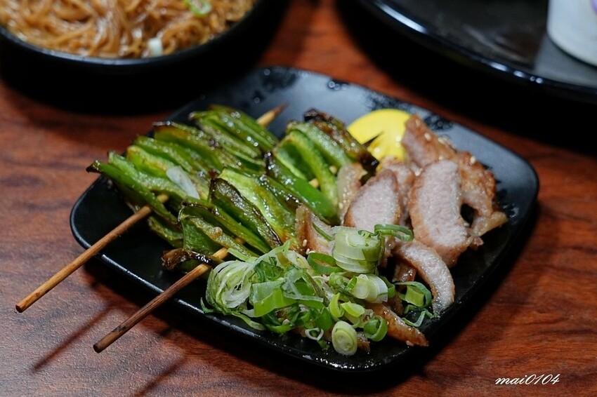 雞老闆桶仔雞景美店開幕啦!!壽星用餐送桶仔雞、學生吃雞也只要