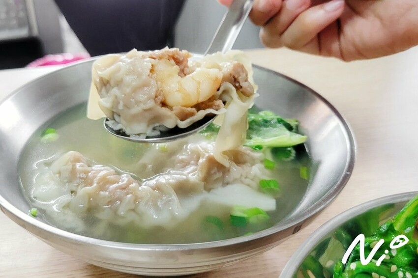 202503 屏東縣屏東市 美美的鮮蝦大餛飩