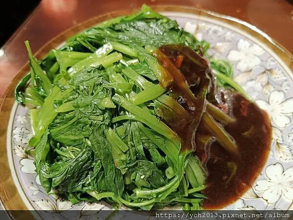 台北市中山區松江南京站美食／選擇超多的台灣在地美食小吃〈老胡記米粉湯60年老店伊通店〉