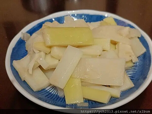 台北市中山區松江南京站美食／選擇超多的台灣在地美食小吃〈老胡記米粉湯60年老店伊通店〉