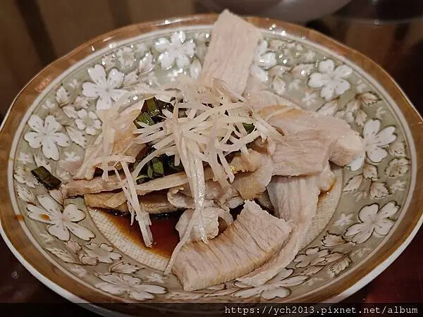 台北市中山區松江南京站美食／選擇超多的台灣在地美食小吃〈老胡記米粉湯60年老店伊通店〉