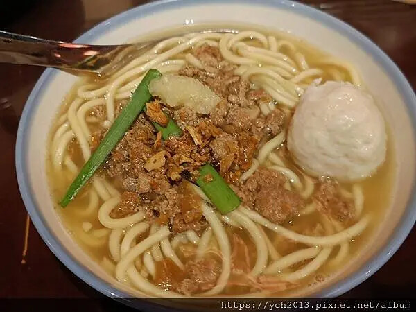 台北市中山區松江南京站美食／選擇超多的台灣在地美食小吃〈老胡記米粉湯60年老店伊通店〉