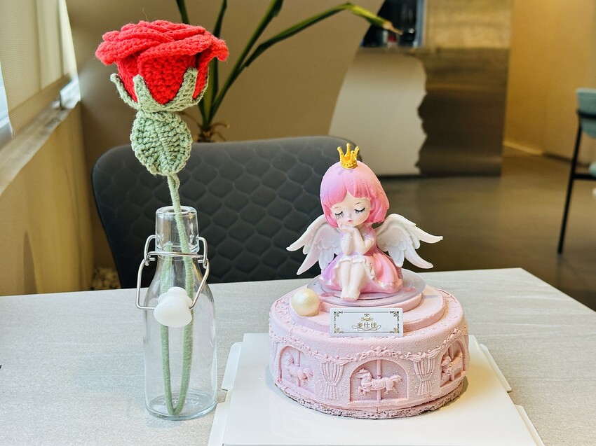 【麥仕佳烘焙】2025母親節蛋糕推薦｜吃得到愛的「少女心」與