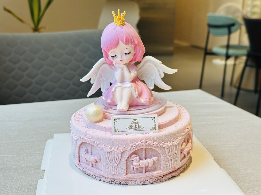 【麥仕佳烘焙】2025母親節蛋糕推薦｜吃得到愛的「少女心」與