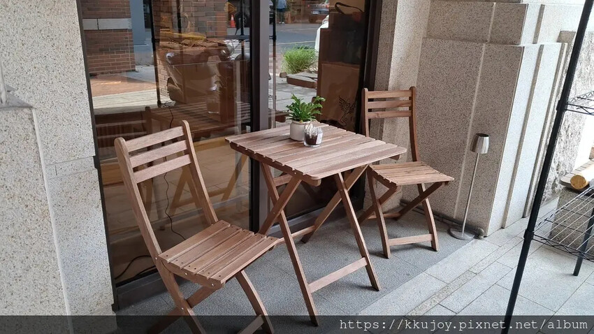 菲尼咖啡｜新竹北區質感咖啡廳，提供咖啡、甜點、輕食、鹹食｜小