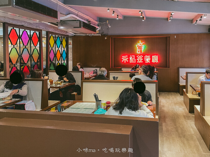 禾記茶餐廳｜超道地港式叉燒飯、公仔麵，好像走進香港茶餐廳，國父紀念館美食