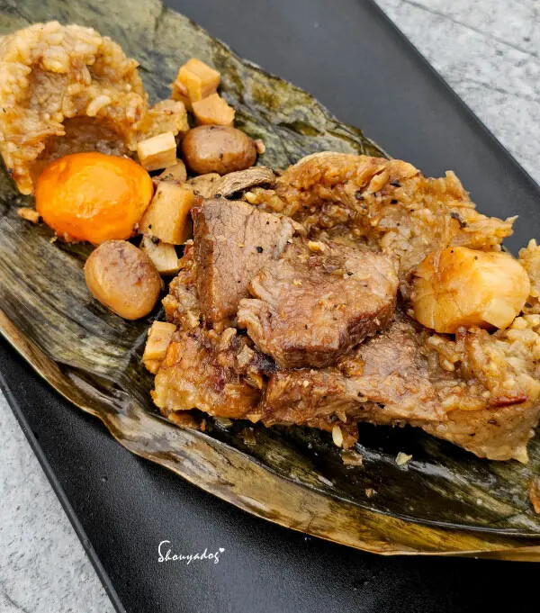 【端午節特選】敘喬 頂級和牛松露粽伴手禮 竟然有大大塊的和牛 【端午節特選】敘喬 頂級和牛松露粽伴手禮 竟然有大大塊的和牛