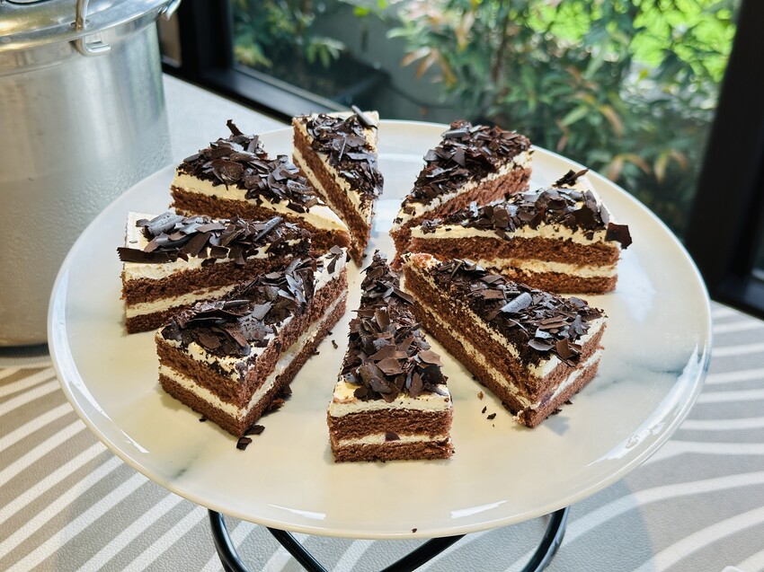 【寗夏時光】宜蘭冬山超人氣親子民宿｜電動車、戲水池、遊戲區一