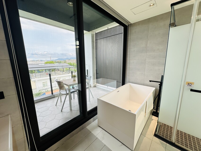 【寗夏時光】宜蘭冬山超人氣親子民宿｜電動車、戲水池、遊戲區一