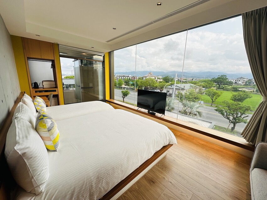 【寗夏時光】宜蘭冬山超人氣親子民宿｜電動車、戲水池、遊戲區一