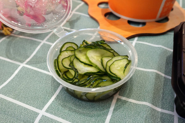 台北市內湖區這雞肉嫩到不科學！內科上班族的午餐神救援！王山而熟成雞肉飯平價卻有高級口感！便當界的熟成革命