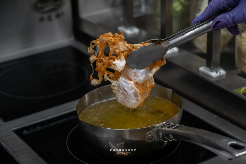 台中最狂AI廚房,全台唯一蒸蛋青花椒滷肉飯,還有甘蔗滷汁腿庫Q彈飄香!