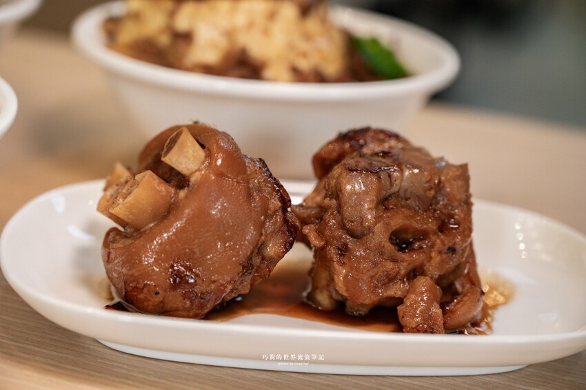 台中最狂AI廚房,全台唯一蒸蛋青花椒滷肉飯,還有甘蔗滷汁腿庫Q彈飄香!