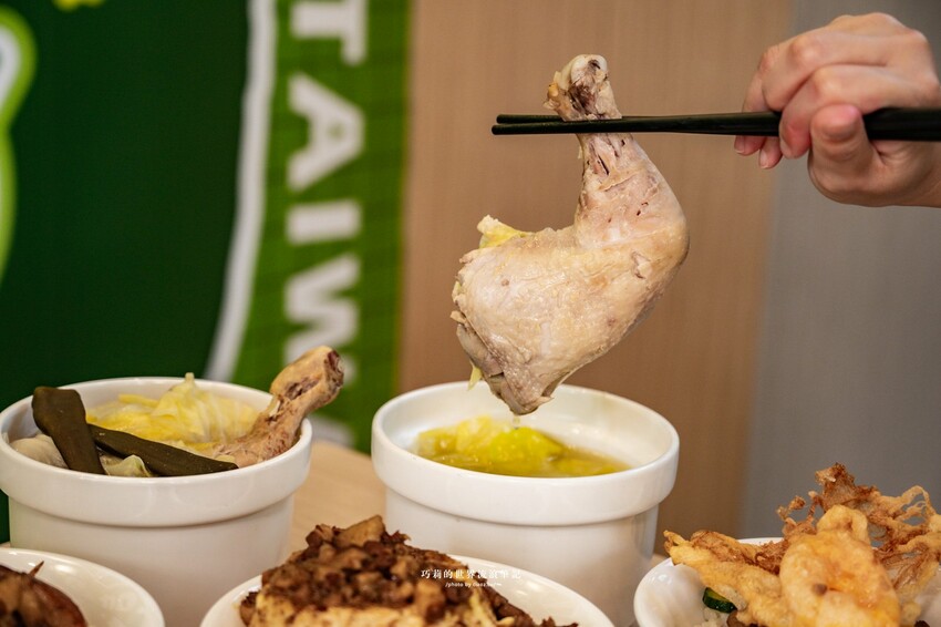 台中最狂AI廚房,全台唯一蒸蛋青花椒滷肉飯,還有甘蔗滷汁腿庫Q彈飄香!