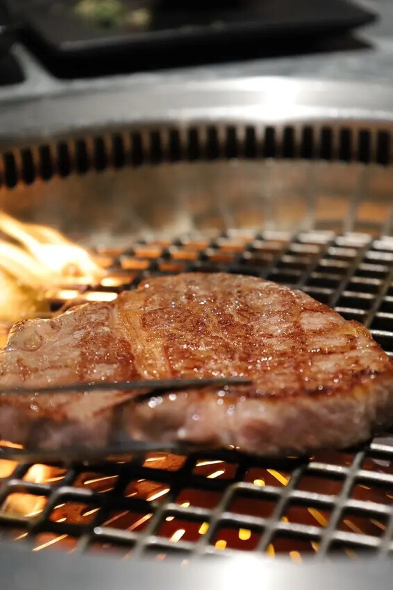 台南燒肉推薦｜秋敘苑安平永華店｜壽星好禮送｜和牛餐點再進化、