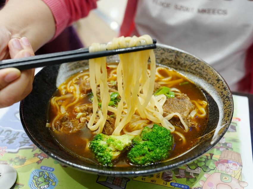 台東縣台東市台東住宿推薦首選，絕美山嵐與飯店設施一次擁有｜娜路彎銀河酒店住宿體驗