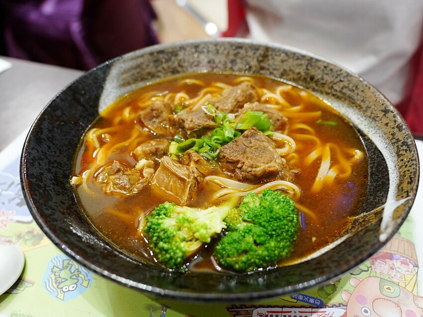 台東縣台東市台東住宿推薦首選，絕美山嵐與飯店設施一次擁有｜娜路彎銀河酒店住宿體驗