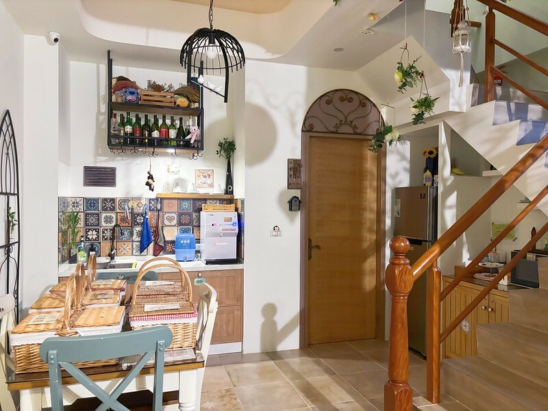 宜蘭歐風親子民宿，斑鳩小鎮親子民宿，房間就有溜滑梯、小帳篷和玩具，孩子玩瘋了！