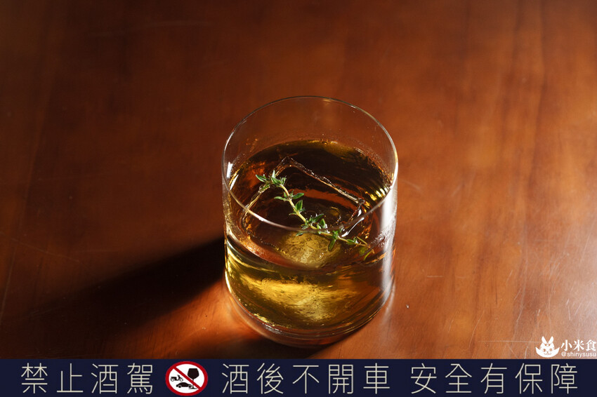 台南市中西區宅 J House Coffee Bar & Jazz｜即興演奏的爵士音樂酒吧，2025台南酒吧推薦