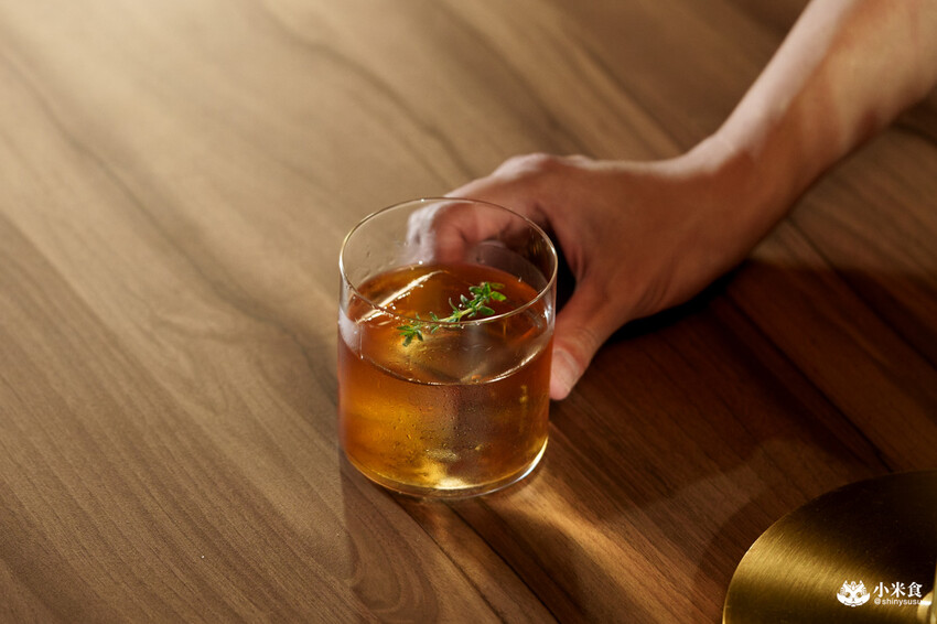 台南市中西區宅 J House Coffee Bar & Jazz｜即興演奏的爵士音樂酒吧，2025台南酒吧推薦