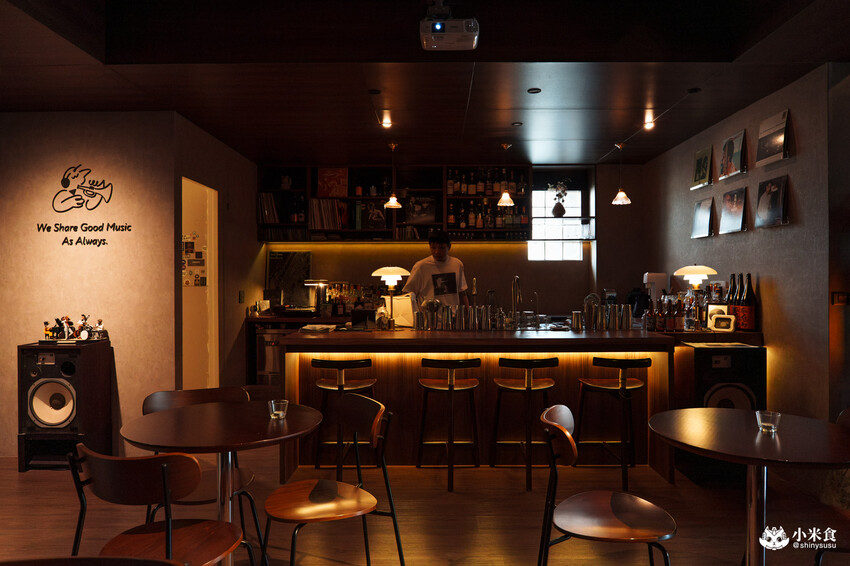 台南市中西區宅 J House Coffee Bar & Jazz｜即興演奏的爵士音樂酒吧，2025台南酒吧推薦