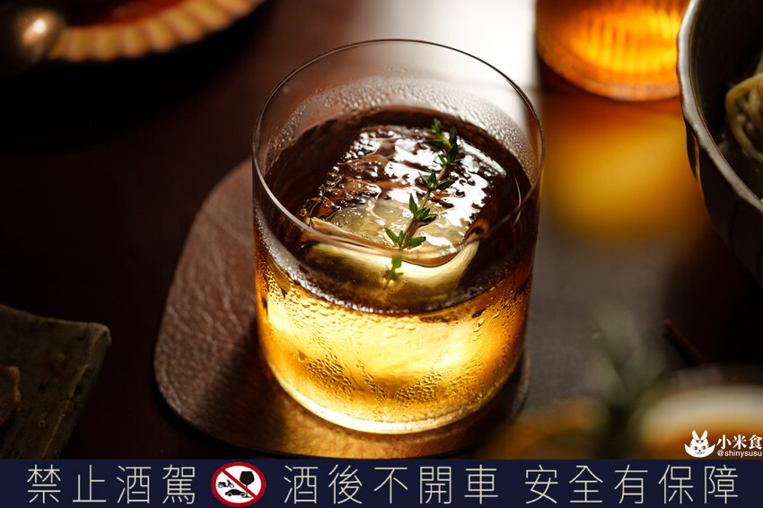 台南市中西區宅 J House Coffee Bar & Jazz｜即興演奏的爵士音樂酒吧，2025台南酒吧推薦