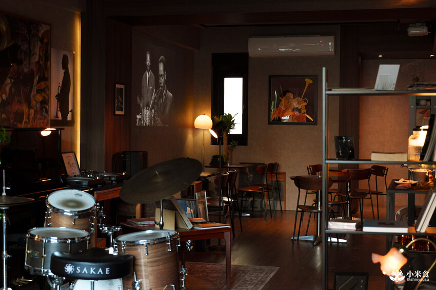 台南市中西區宅 J House Coffee Bar & Jazz｜即興演奏的爵士音樂酒吧，2025台南酒吧推薦