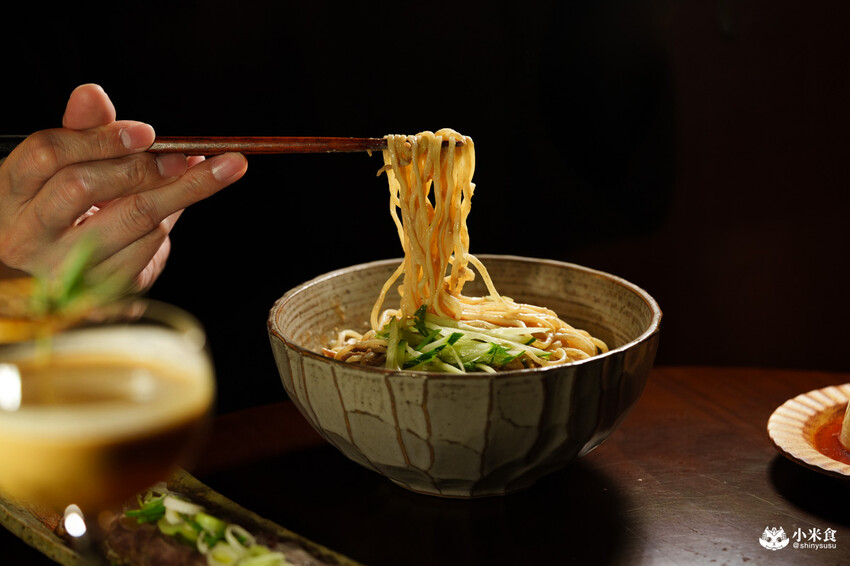 台南市中西區宅 J House Coffee Bar & Jazz｜即興演奏的爵士音樂酒吧，2025台南酒吧推薦