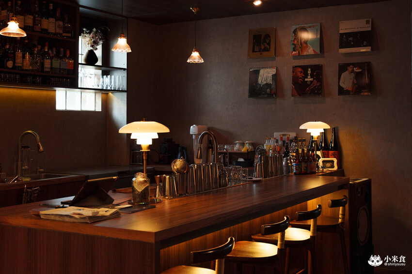 台南市中西區宅 J House Coffee Bar & Jazz｜即興演奏的爵士音樂酒吧，2025台南酒吧推薦