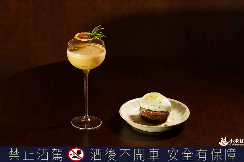 台南市中西區宅 J House Coffee Bar & Jazz｜即興演奏的爵士音樂酒吧，2025台南酒吧推薦