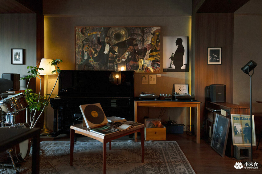 台南市中西區宅 J House Coffee Bar & Jazz｜即興演奏的爵士音樂酒吧，2025台南酒吧推薦