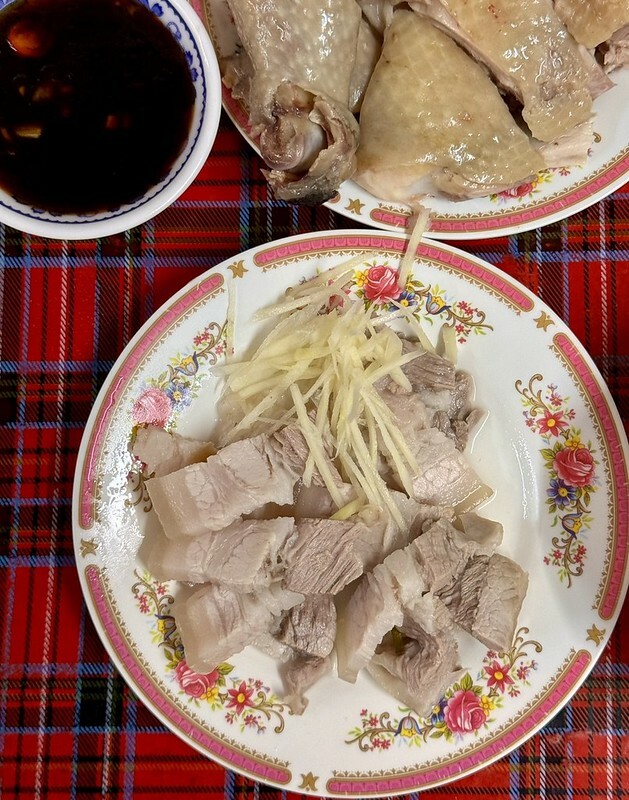 基隆惠隆市場必吃推薦,白斬雞乾麵老字號。