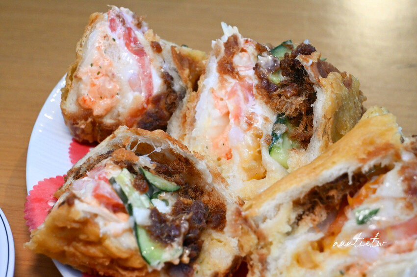 桃園中壢必吃熱炒!福龍宮廟口快炒海鮮炸物,土地公廟前超值海鮮炸物。