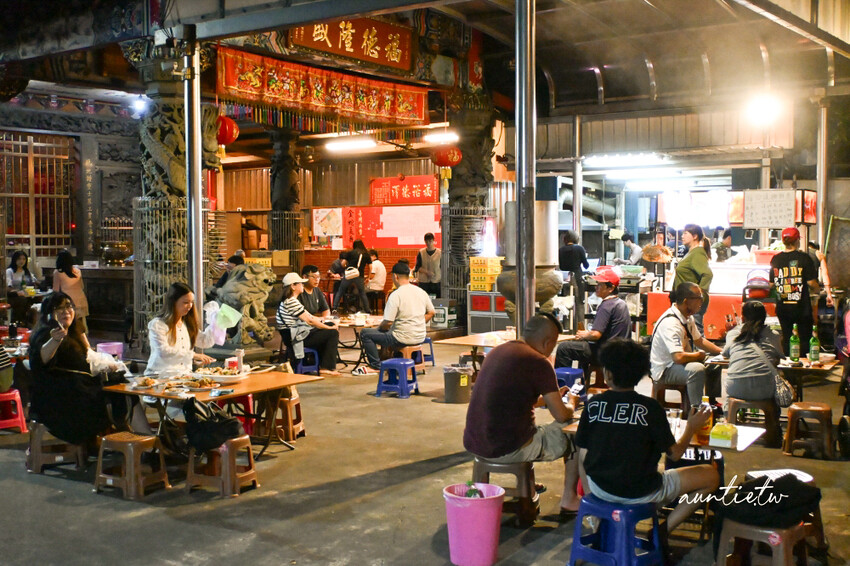 桃園中壢必吃熱炒!福龍宮廟口快炒海鮮炸物,土地公廟前超值海鮮炸物。