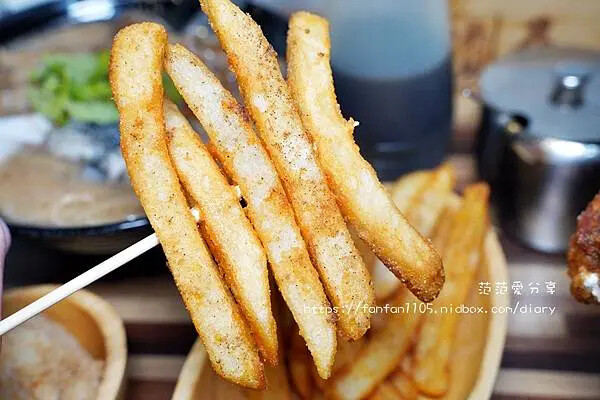 【中和麵線推薦】賴桑透抽蚵仔麵線 中和店 只要$35元起 必點魔霸特餐、魔霸雞排、炸麻糬 (20).JPG