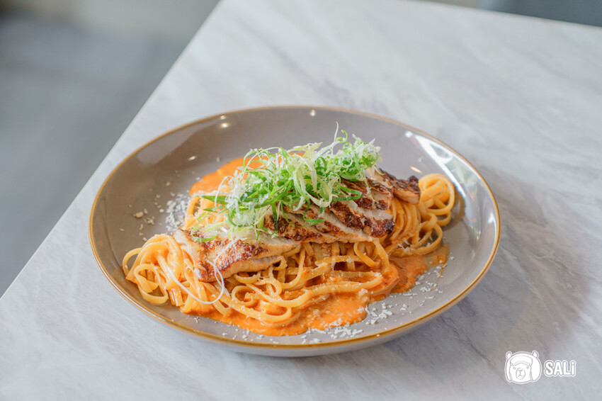 義YUAN｜台中太平義式料理推薦，超人氣貓店長，好吃CP值高到想私藏 - 莎笠，小日子