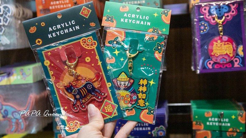 台中彩虹文創草悟道店！復古咖啡館不限時。