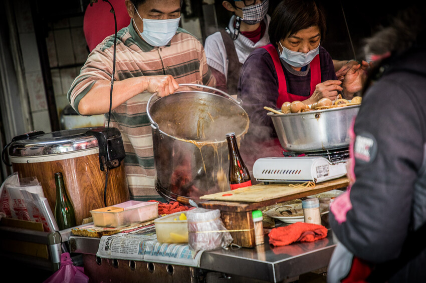 台中80年老店香菇肉焿!大碗只要銅板價。