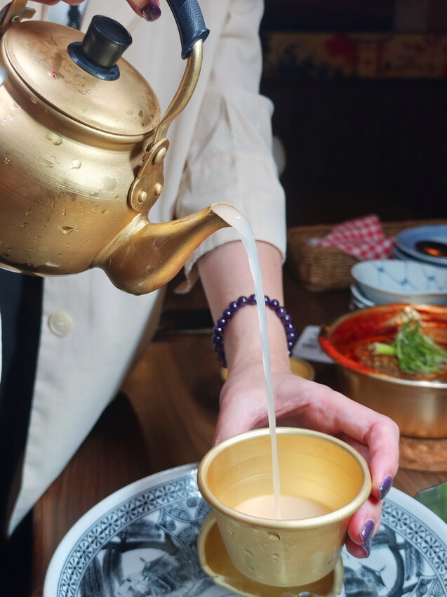 新店快報【韓濟蔘雞湯專門店】一碗補到心坎裡,補身也要補口福!