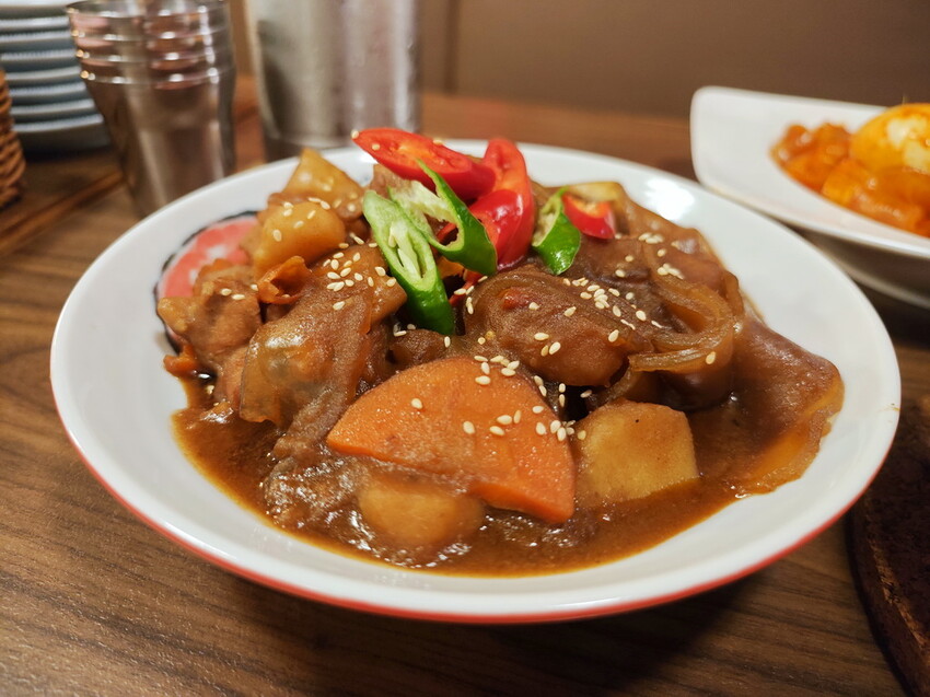 新店快報【韓濟蔘雞湯專門店】一碗補到心坎裡,補身也要補口福!