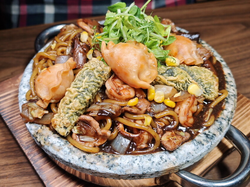 新店快報【韓濟蔘雞湯專門店】一碗補到心坎裡,補身也要補口福!