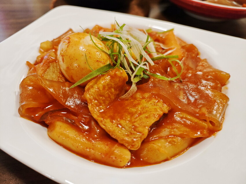 新店快報【韓濟蔘雞湯專門店】一碗補到心坎裡,補身也要補口福!